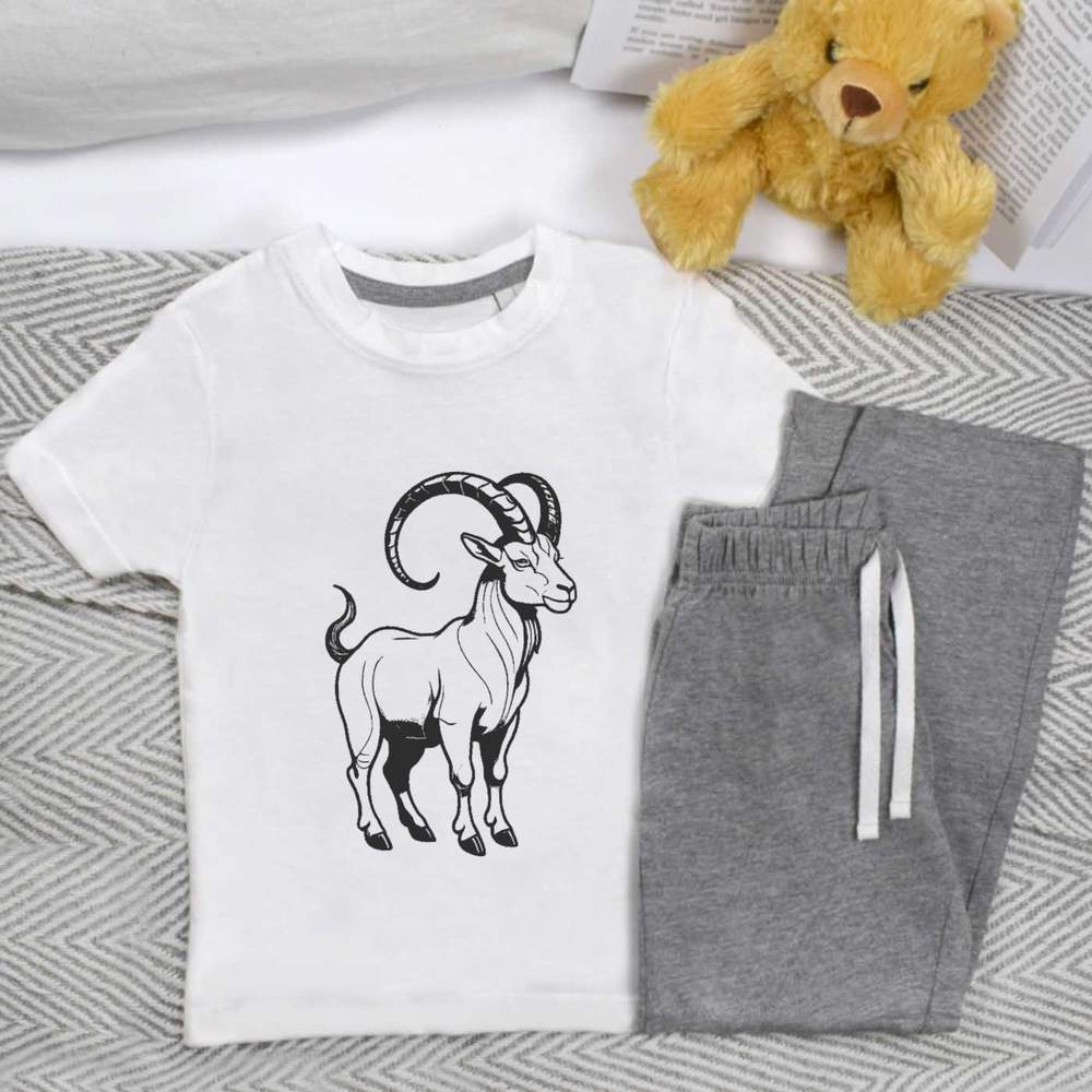 'Capricorn Standing Goat' Kids Nightwear / Pyjama Set (KP044816)