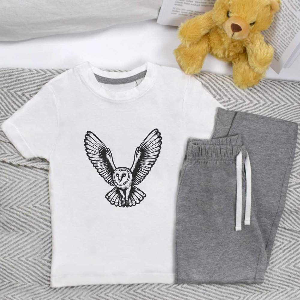 'Flying Barn Owl' Kids Nightwear / Pyjama Set (KP048329)