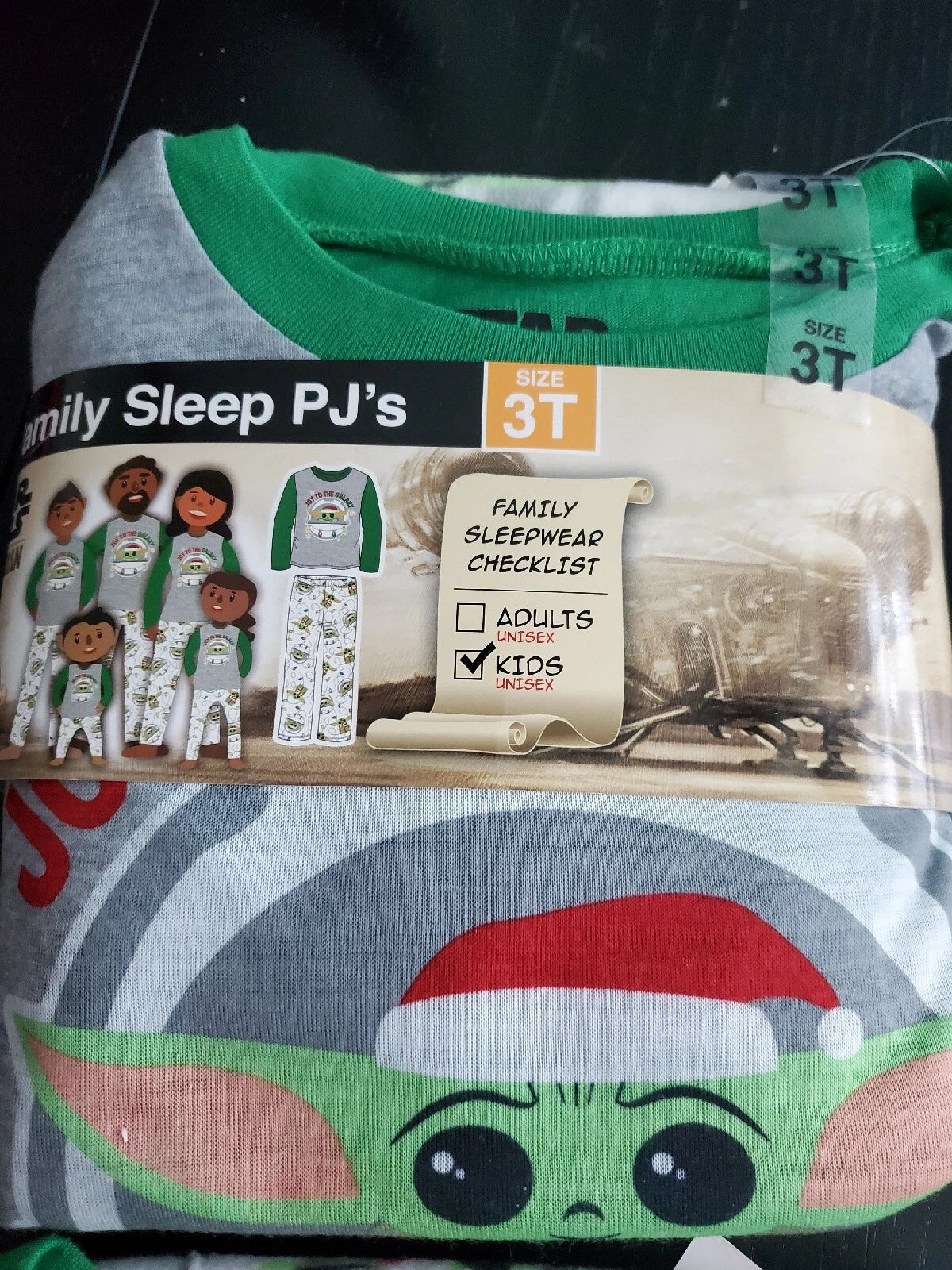 Children's Pajamas 2 piece Christmas holiday winter Krogu /Yoda theme new w tags