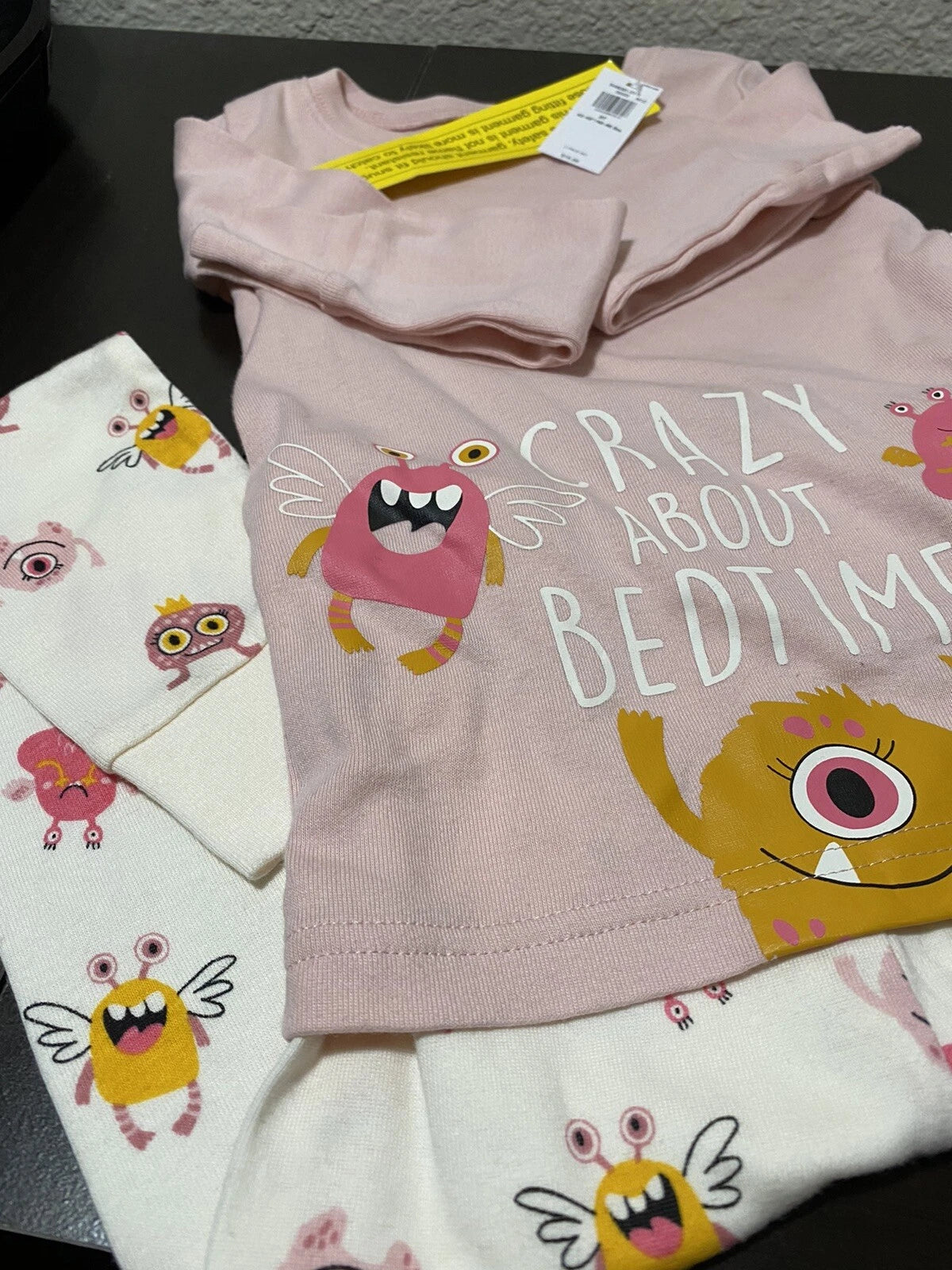 OLD NAVY MONSTERS PRINT TODDLER GIRL PAJAMA SET . NEW WITH TAG.