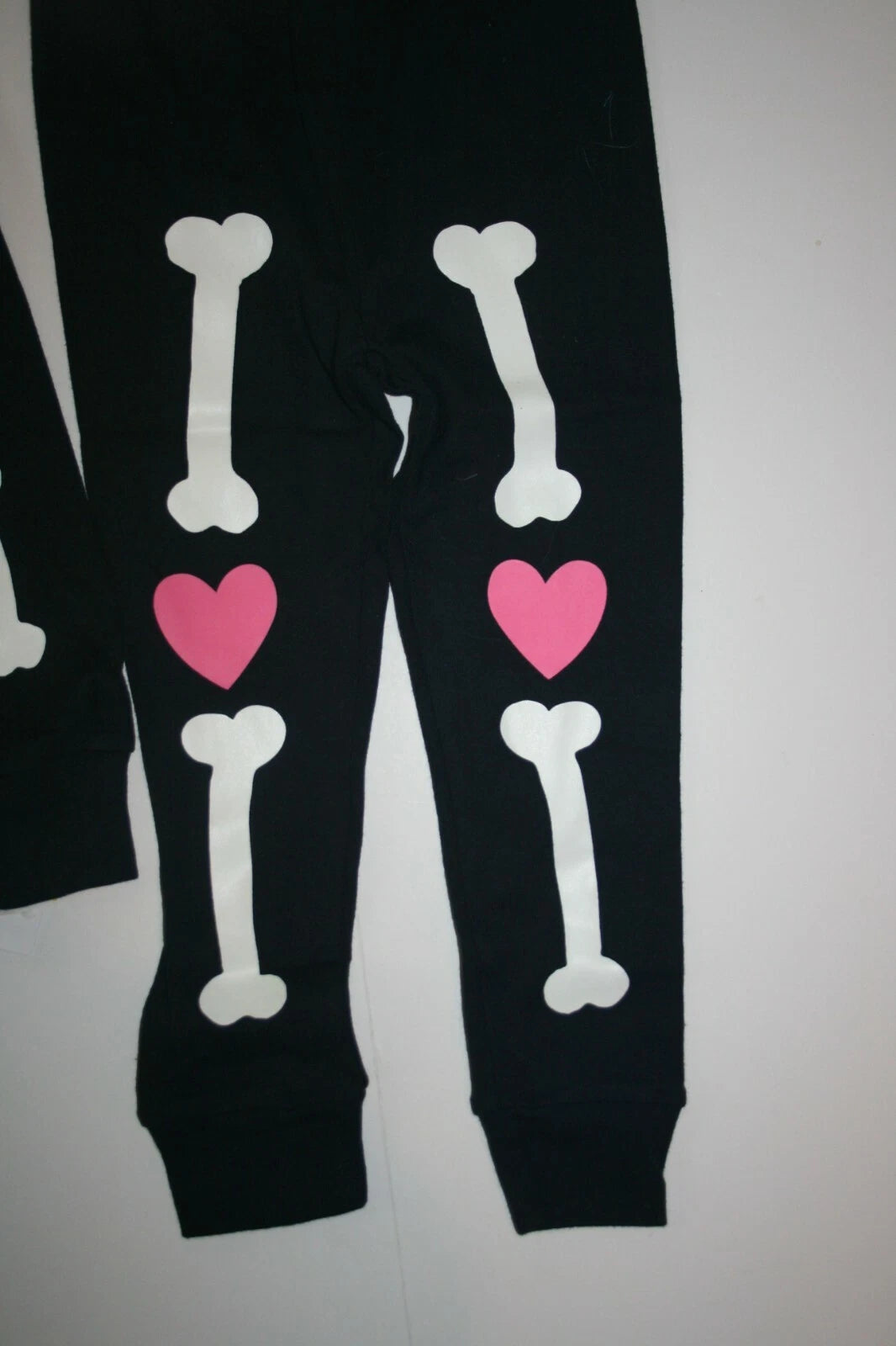 NEW Carter's Girls Halloween Glow in Dark Skeleton PJs 3 4 5 year Pajamas 2 Piec