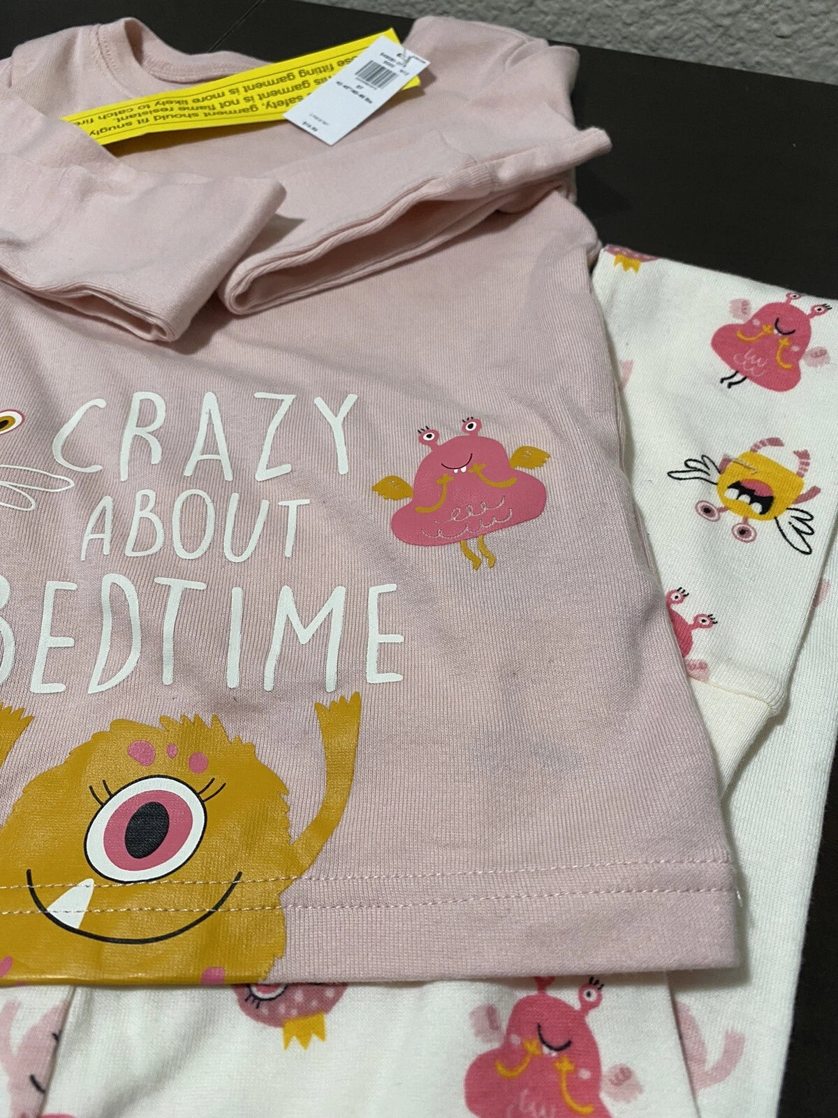 OLD NAVY MONSTERS PRINT TODDLER GIRL PAJAMA SET . NEW WITH TAG.