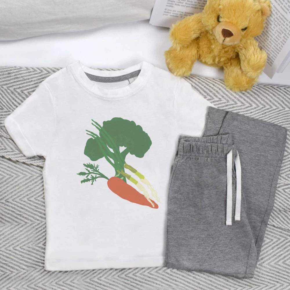 'Broccoli Carrots And Spring onions' Kids Nightwear / Pyjama Set (KP045829)